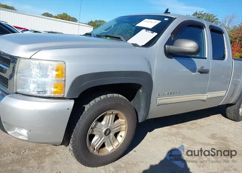 2011 Chevrolet Silverado 1500 Lt z USA, uszkodzony, nr VIN 1GCRKSE32BZ415349